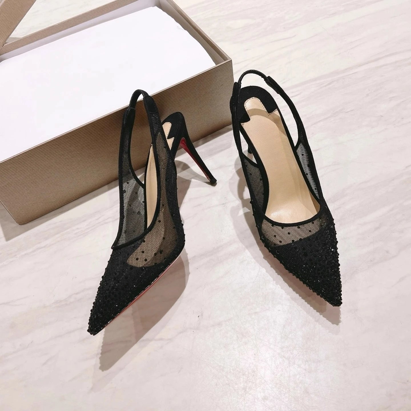 Summer New Mesh Back Empty Sandals for Women, Slim Heels with Pointed Toes and Full Diamonds, Sweet and Breathable High Heels