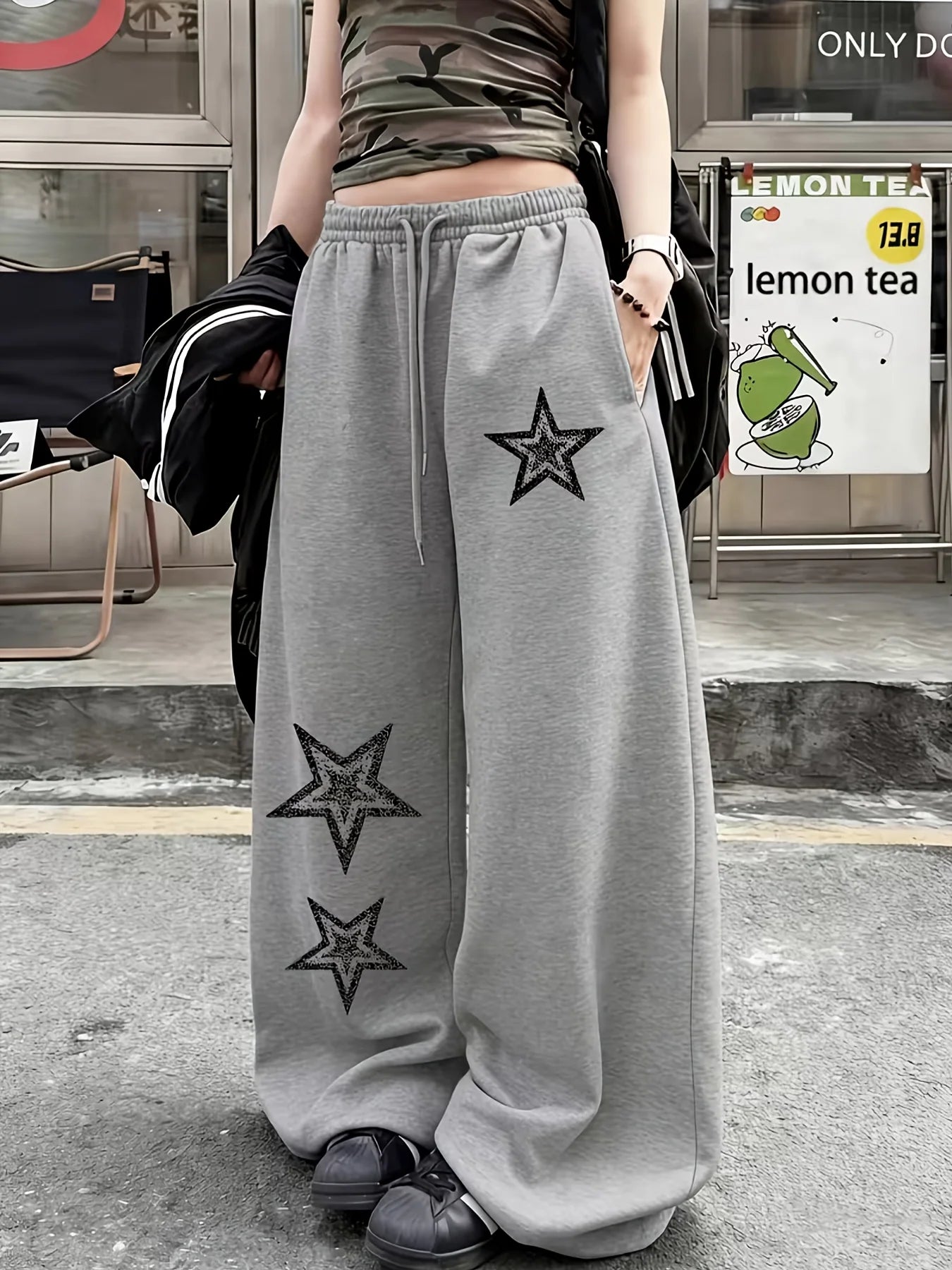 New Women's Plus Size Star Print Pants Fleece Elastic Waist Straight Leg Sweatpants Fashionable and Versatile