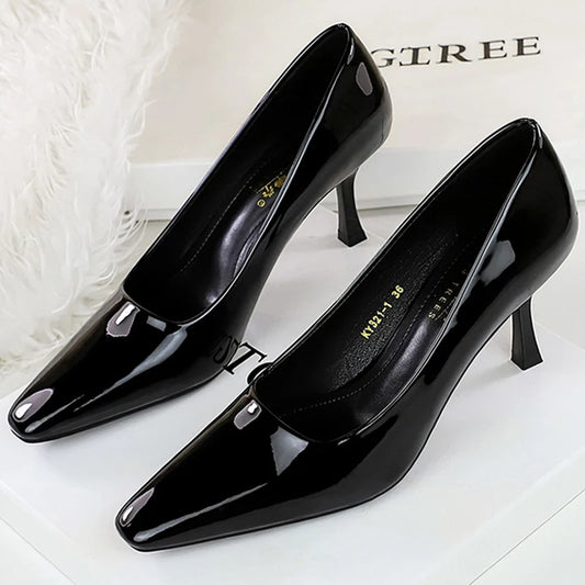 Fashion Women 7.5 cm Heels Patent Leather Women Pumps Square Head Kitten Heels Stiletto Elegant Banquet Shoes Sexy Party Shoes