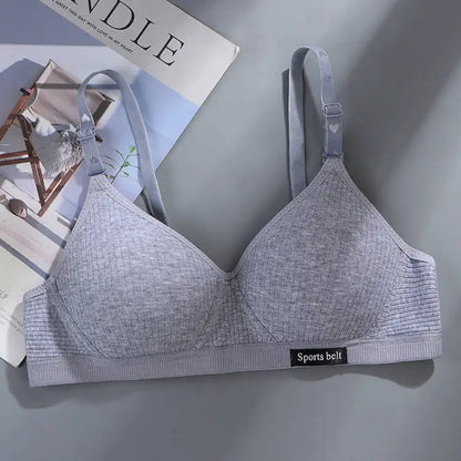 1pcs Women Thin Wireless Bra Girl Seamless Push Up Bra Student Comfort V-Shaped Underwear Adolescent Breathable Comfort Lingerie