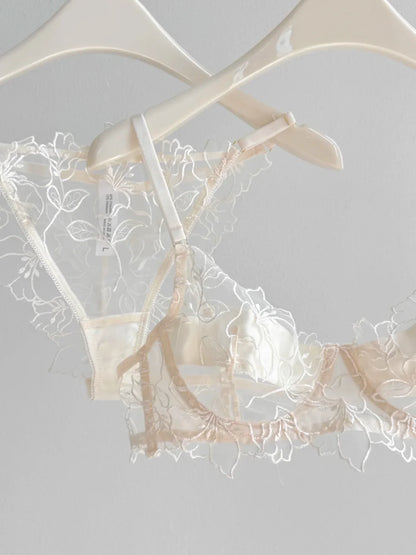Romantic Lace Lingerie Set Sheer Mesh Ultra-Thin Soft Underwire Minimizer for Full Bust & Push-Up for Small Bust