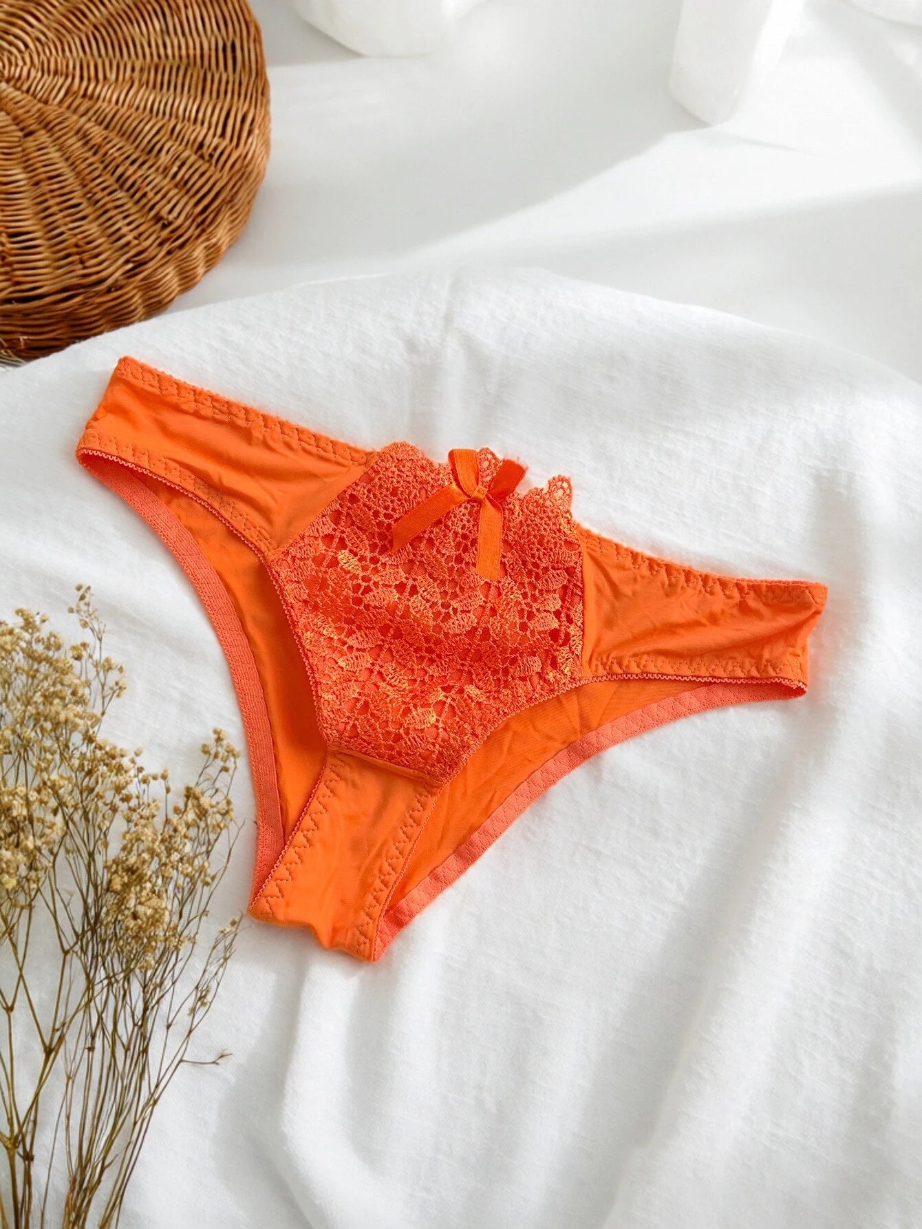 Solid Color Sexy Women's Bikini Panties Low-Rise Comfortable Ladies Lace Pattern Briefs