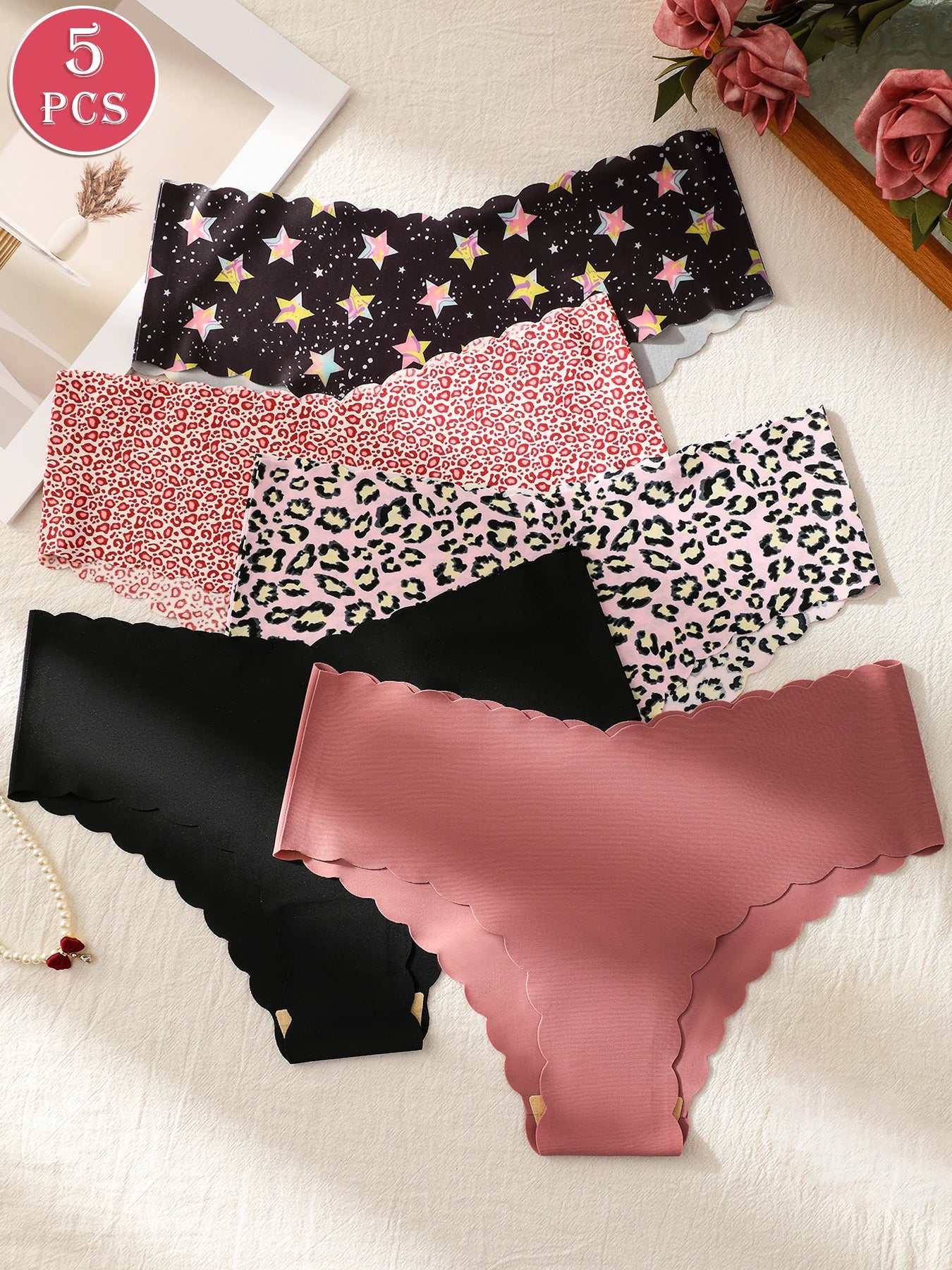 5-Piece Set of Women's Seamless Invisible Triangle Panties, Fully Printed Design, Comfortable and Stretchy Women's Underwear