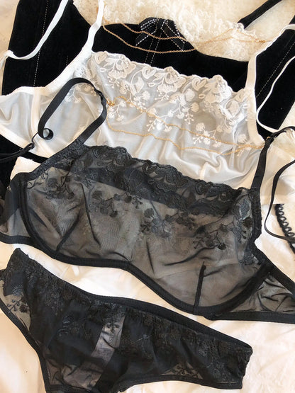 Sexy Lace Flower Embroidery Lingerie Set for Women French Ultra-thin Mesh Transparent Bra Detachable Decoration Chain Underwear