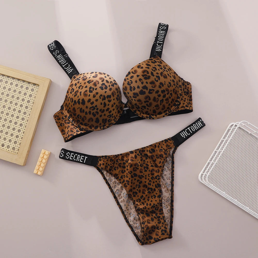 Victoria Secret Sexy Women Underwear Very Sexy Logo Shine Strap Push Up Bra Shine Script Thong Panty Set Hot