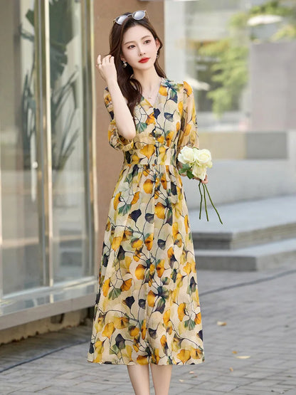 Women's Bohemian Summer Dress Floral Print Maxi with Waist-Cinching Detail for Seaside Vacations And Beach Outings