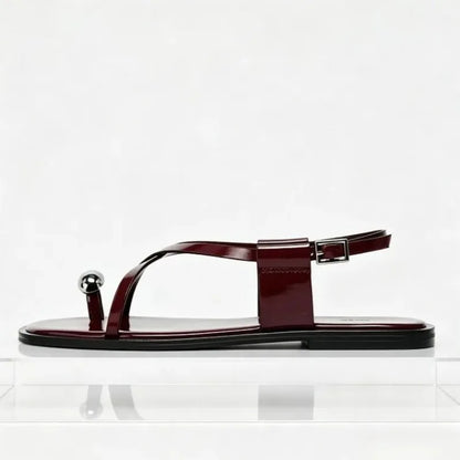 Summer Cross Strap Buckle Design Flat Sandals Women Fashion Metal Decoration Over Toe Casual Flat Slippers Comfort Beach Shoes