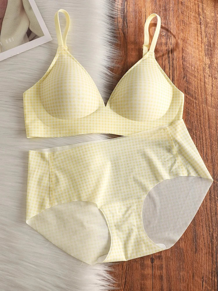 Everyday Wireless Bra for Set Women Seamless Cool Summer Bralette Thin Push Up Gather Small Chest Breathable T-Shirt Bra MOYISU