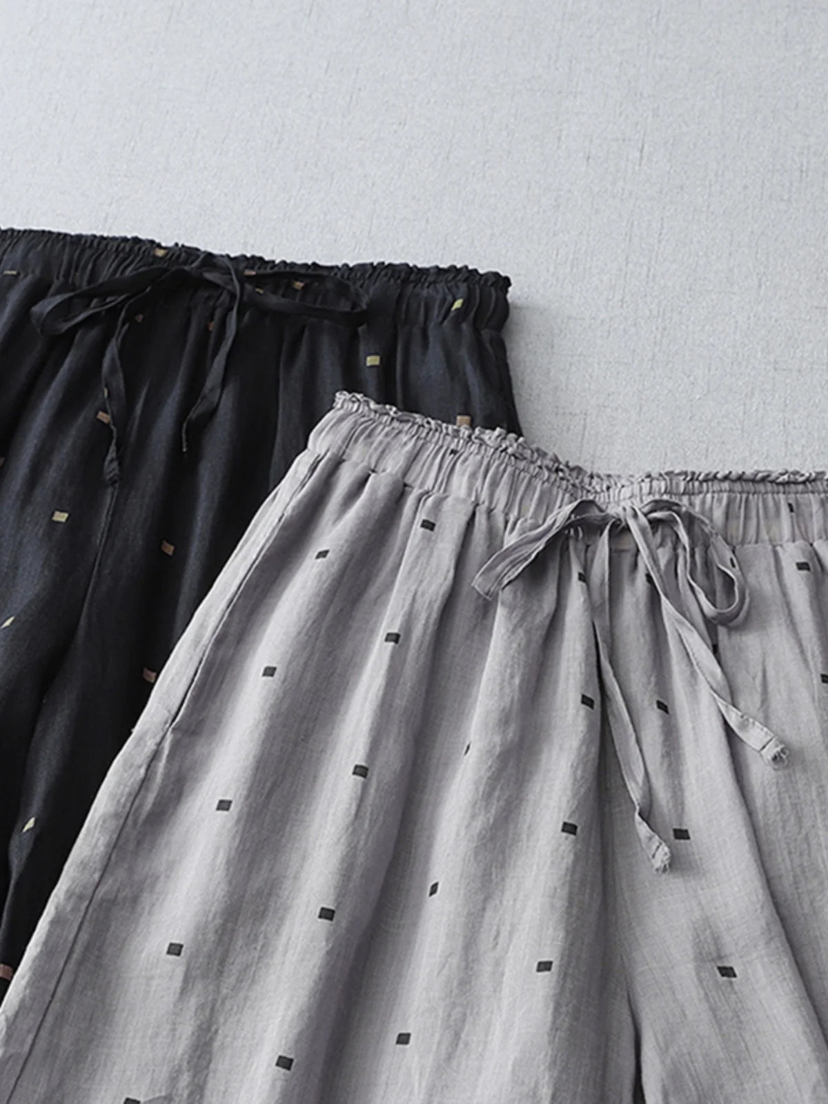 Casual Cotton Linen Pants Women Summer Style Elastic Waist Artistic Polka Dot Print Nine Point Pants Loose Fit Commute Style