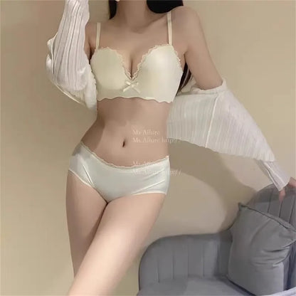 YUQI Small Bust Seamless Bra Set |Extra Padded Lift Enhancer for Flat Chest, Anti-Sagging Support T-Shirt Bra & Panties bralette