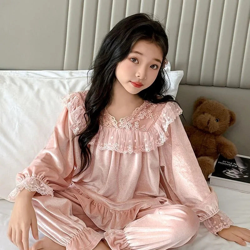 Girls' Velvet Pajamas 6-12 Years Sweetheart Lace Trim Sleepwear for Spring Autumn Warm Cotton Lining Children's Nightwear