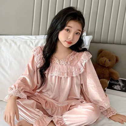 Girls' Velvet Pajamas 6-12 Years Sweetheart Lace Trim Sleepwear for Spring Autumn Warm Cotton Lining Children's Nightwear