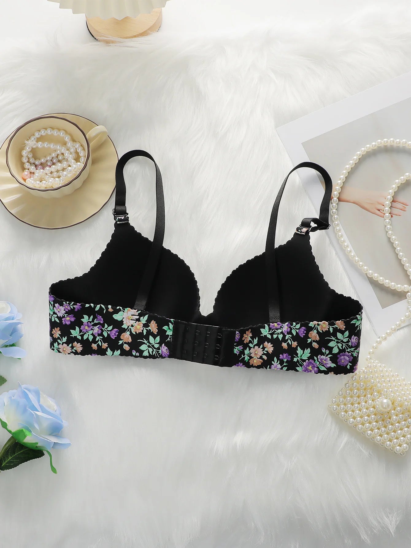 Women's Sexy One-piece Bra With Small Floral Patterns Without Steel Rings Gathered Push Ups Daily Comfortable Underwear A5033