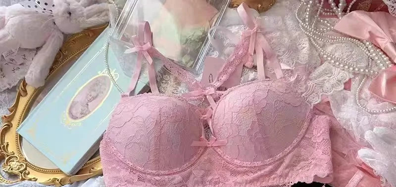 MOYISU Kawaii Heart Bra Set, Purple Lace Lingerie Sexy Pure Design, Push Up Bralette Sml Boobs Fashion Outerwear Statement Piece