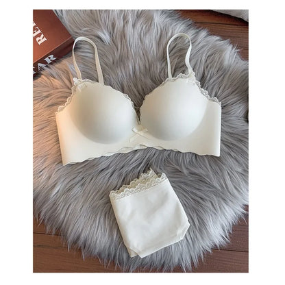 Hot Selling Ladies Push Up Bra Set Seamless Wireless Support Anti-Sagging Comfort Lingerie S-XL for Young Women Soft Daily Wear