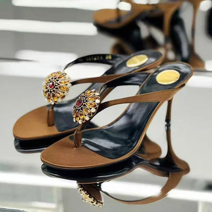 Luxury CRYSTAL Flower Decoration Clip Toe Slippers Women Sexy Slide Sandals Elegant Banquet Thin High Heels Designer Flip Flops