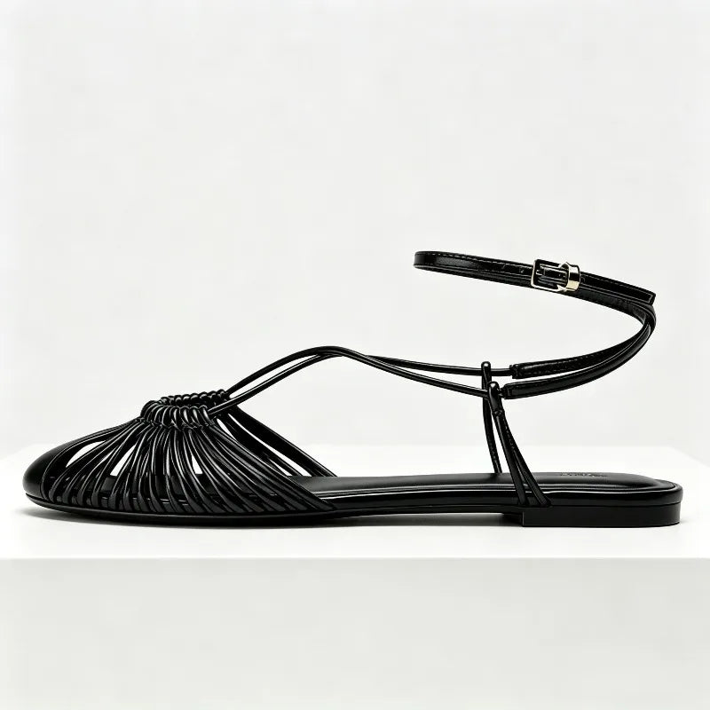 Fashion Woven Ankle Strap Flat Sandals Women Summer Light Comfortable Beach Shoes Hollow Out Design Gladiator Sandals for Girls