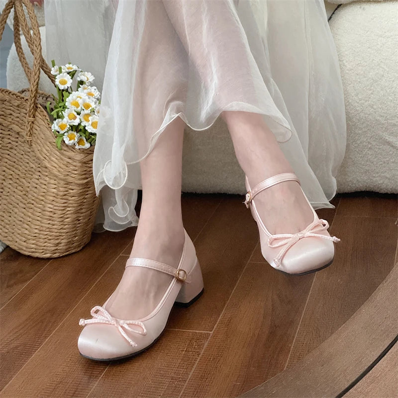 New Thick Heel Shoe Elegant Bow Lolita Shoes College Girls High Heels Pumps Fashion Women Sandals Dancing Shoes Mary Janes Shoes