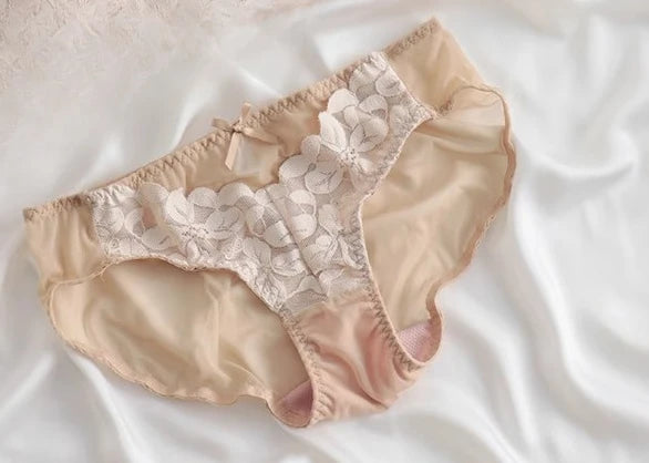 Japanese Style Lace Bra Set Women Small Bust Push Up Lift Adjustable Anti Sagging Side Support No Gap Wirefree Luxury Comfort AB