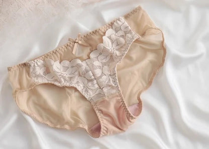 Japanese Style Lace Bra Set Women Small Bust Push Up Lift Adjustable Anti Sagging Side Support No Gap Wirefree Luxury Comfort AB