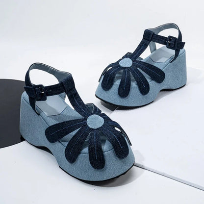 High Quality Denim Platform Sandals Women Fashion T Strap Buckle Flower Decoration Designer Shoe Summer Sexy Open Toe Beach Shoe
