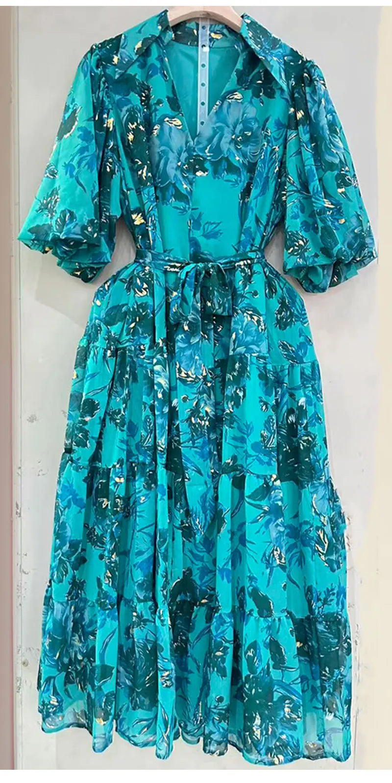 2026 Summer women's new lapel bubble short sleeve printing waist lace-up dress temperament French elegant swing holiday dress.
