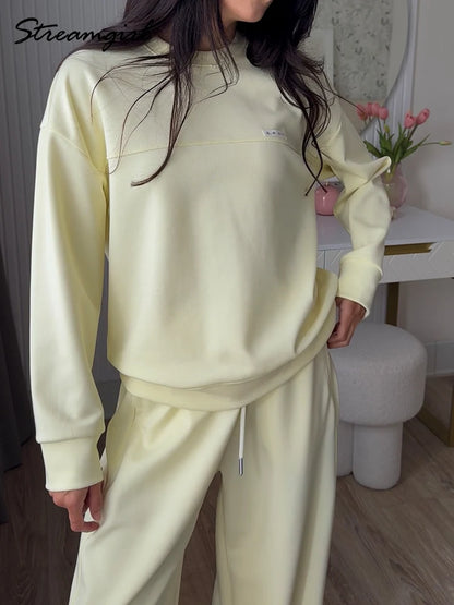 Women Two Piece Sets Pants Outfits Fall Oversize Blue Tracksuits Sweatshirts And Sweatpants Butter Yellow Sets Suits For Women