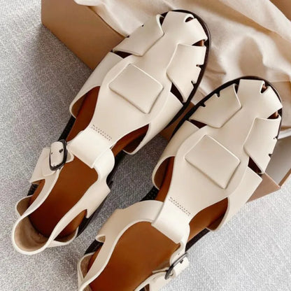 Fashion Woven Hollow Round Toe Roman Women Sandals Belt Buckle Back Strap Slide Sandals Summer Luxury Designer Non-slip Slippers